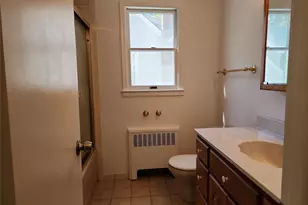 61 Pleasant St, Huntington, NY 11743 - Photo 7