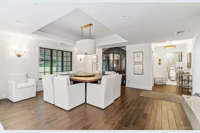 32 Rustic Gate Lane, Dix Hills, NY 11746 - Photo 7