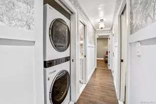 32 Rustic Gate Ln, Dix Hills, NY 11746 - Photo 31