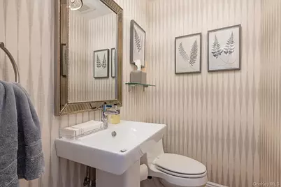 16 Sheffield Hill, Woodbury, NY 11797 - Photo 13