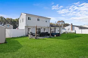 270 Singingwood Dr, Holbrook, NY 11741 - Photo 39