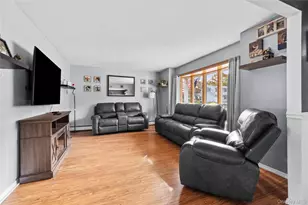 270 Singingwood Dr, Holbrook, NY 11741 - Photo 7