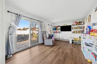 270 Singingwood Drive, Holbrook, NY 11741 - Photo 15