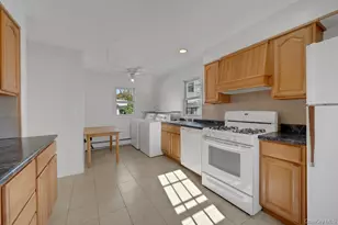 24 Magnolia Pl, Bronx, NY 10465 - Photo 9