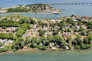 24 Magnolia Pl, Bronx, NY 10465 - Photo 41