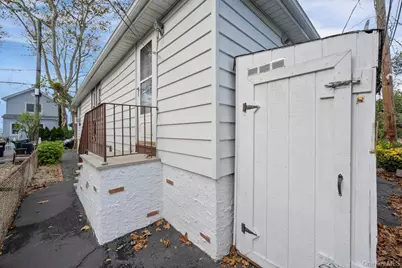 24 Magnolia Place #24, Bronx, NY 10465 - Photo 19