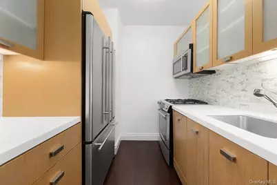 212 East 47th St #30D, New York, NY 10017 - Photo 5