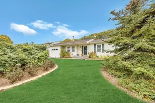 47 Evelyn Ct, Manorville, NY 11949 - Photo 3