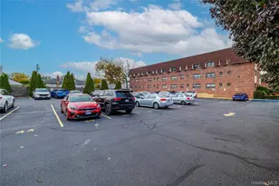 25 Elizabeth St, Farmingdale, NY 11735 - Photo 17