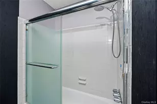 78 Hayloft Ct, Huntington Station, NY 11746 - Photo 27