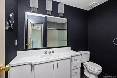 78 Hayloft Court, Huntington Station, NY 11746 - Photo 25