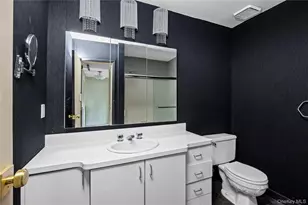 78 Hayloft Ct, Huntington Station, NY 11746 - Photo 25