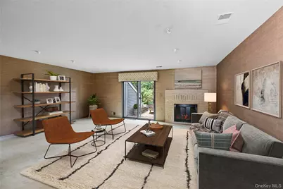 78 Hayloft Court, Huntington Station, NY 11746 - Photo 15