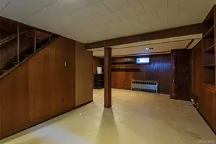 79-12 268th St, Floral Park, NY 11004 - Photo 19