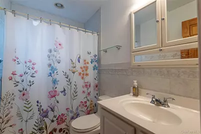 79-12 268th Street, Floral Park, NY 11004 - Photo 11