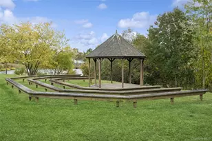 99 Village Cir W, Manorville, NY 11949 - Photo 27