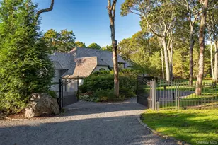 8 Fish Creek Ln, Remsenburg, NY 11960 - Photo 7