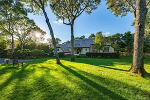 8 Fish Creek Ln, Remsenburg, NY 11960 - Photo 9