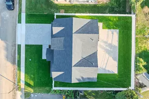 38 Eldorado Blvd, Plainview, NY 11803 - Photo 5