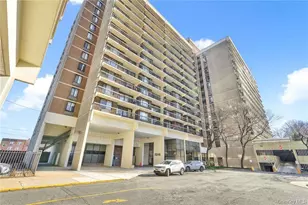 152-18 Union Tpke, Kew Gardens, NY 11367 - Photo 1