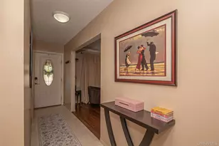 211 Gardner Ave, Jericho, NY 11753 - Photo 5