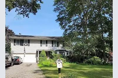 42 Maple Glen Lane, Nesconset, NY 11767 - Photo 1