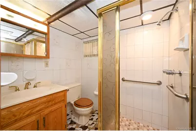 79-23 69 Avenue, Middle Village, NY 11379 - Photo 13