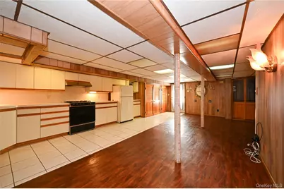 79-23 69 Avenue, Middle Village, NY 11379 - Photo 11