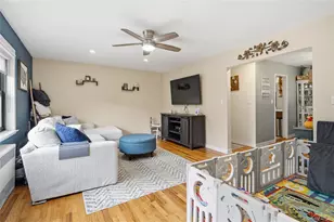 317 Main St, Roslyn, NY 11576 - Photo 3