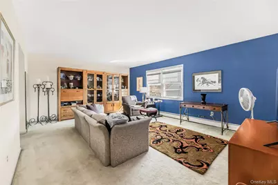 287 Mary Lou Avenue, Yonkers, NY 10703 - Photo 11