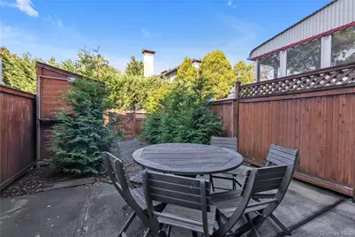 7-16 160th Street, Whitestone, NY 11357 - Photo 15