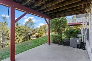 305 Balsam Dr, New Windsor, NY 12553 - Photo 41