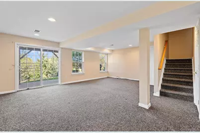 305 Balsam Drive, New Windsor, NY 12553 - Photo 35