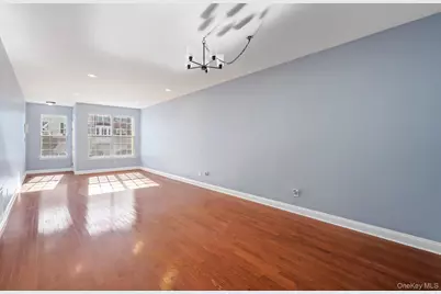 305 Balsam Drive, New Windsor, NY 12553 - Photo 7