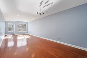 305 Balsam Dr, New Windsor, NY 12553 - Photo 7