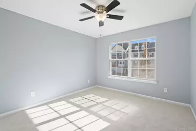 305 Balsam Drive, New Windsor, NY 12553 - Photo 23