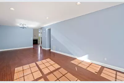 305 Balsam Drive, New Windsor, NY 12553 - Photo 5