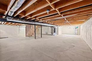 121 Dean St, Hicksville, NY 11801 - Photo 23