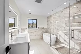 121 Dean St, Hicksville, NY 11801 - Photo 13