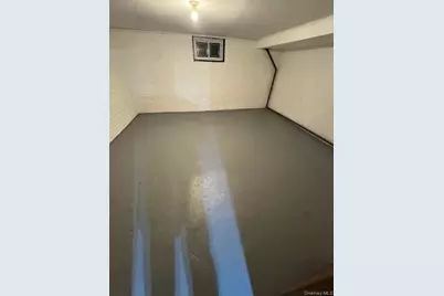 215 Conklin Street, Farmingdale, NY 11735 - Photo 37