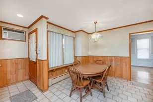 215 Conklin St, Farmingdale, NY 11735 - Photo 15