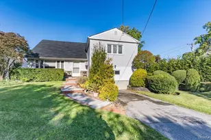 850 Ibsen St, Woodmere, NY 11598 - Photo 17