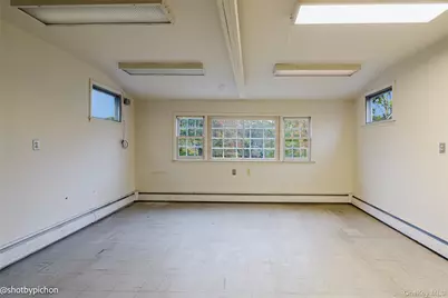 102 Cedar Avenue, Poughkeepsie, NY 12603 - Photo 25