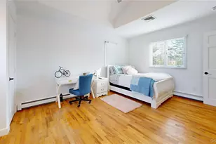 137 South Rd, Westhampton, NY 11977 - Photo 25