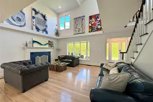 137 South Rd, Westhampton, NY 11977 - Photo 3