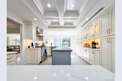 137 South Road, Westhampton, NY 11977 - Photo 7