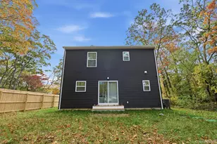 27 Pinewood Dr, Shirley, NY 11967 - Photo 3