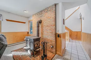 484 Brookhaven Ave, Riverhead, NY 11901 - Photo 5