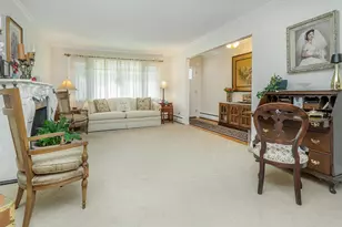 14 Harbor Ln, Glen Head, NY 11545 - Photo 7