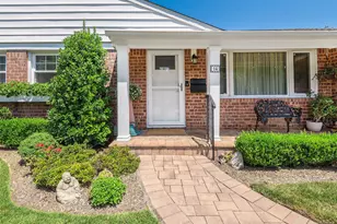 14 Harbor Ln, Glen Head, NY 11545 - Photo 3